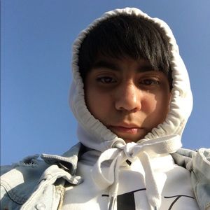 Meet your Posher, Eli